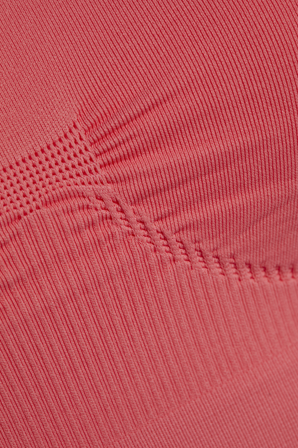 Detailbild Seamless Soft-BH/Sport BH von Comazo in der Farbe Grenadine