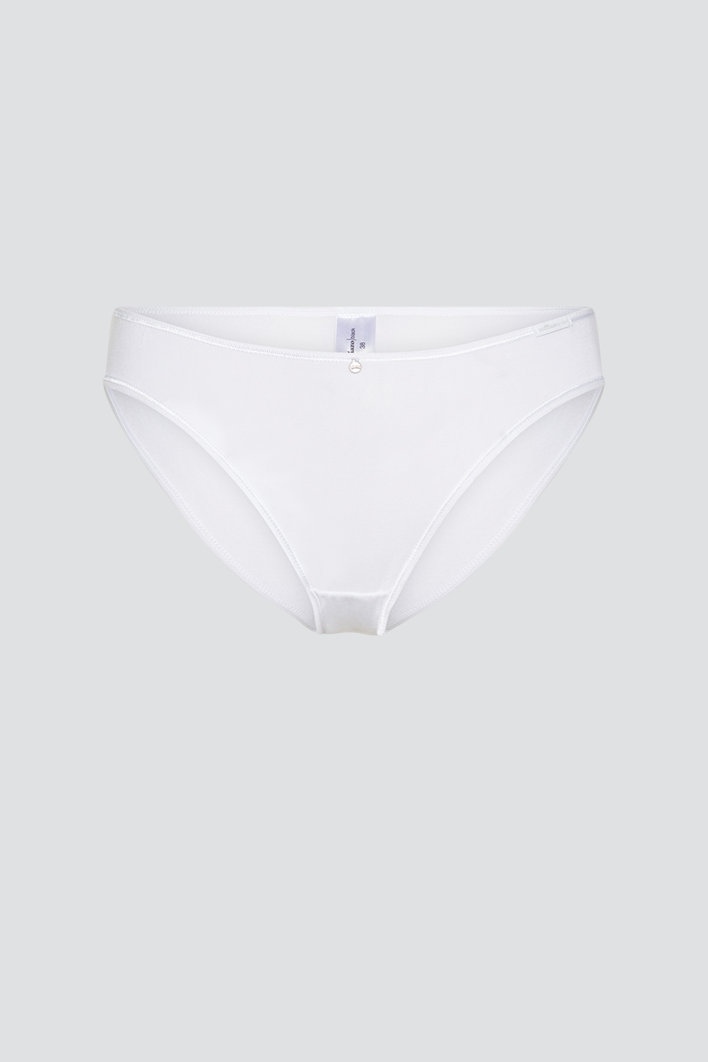 Produktbild Vorderansicht Jazz-Pants von Comazo in der Farbe Weiß aus MicroModal® mit edlem Schmuck-Anhänger