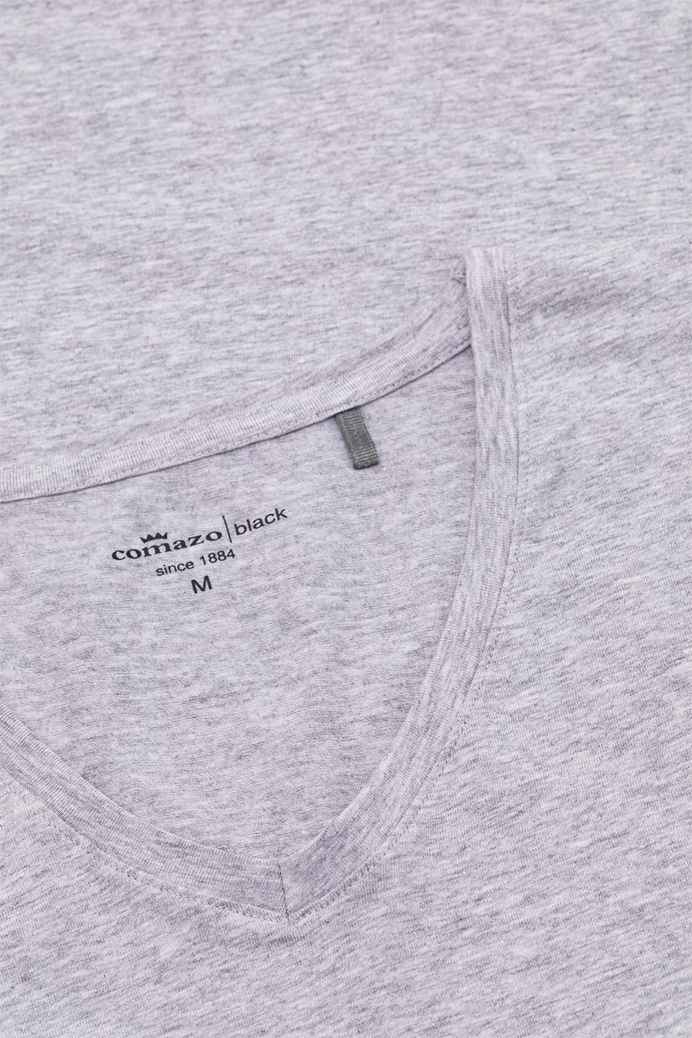 Detailbild Basic Shirt kurzarm von Comazo in der Farbe Grau-Melange V-Ausschnitt