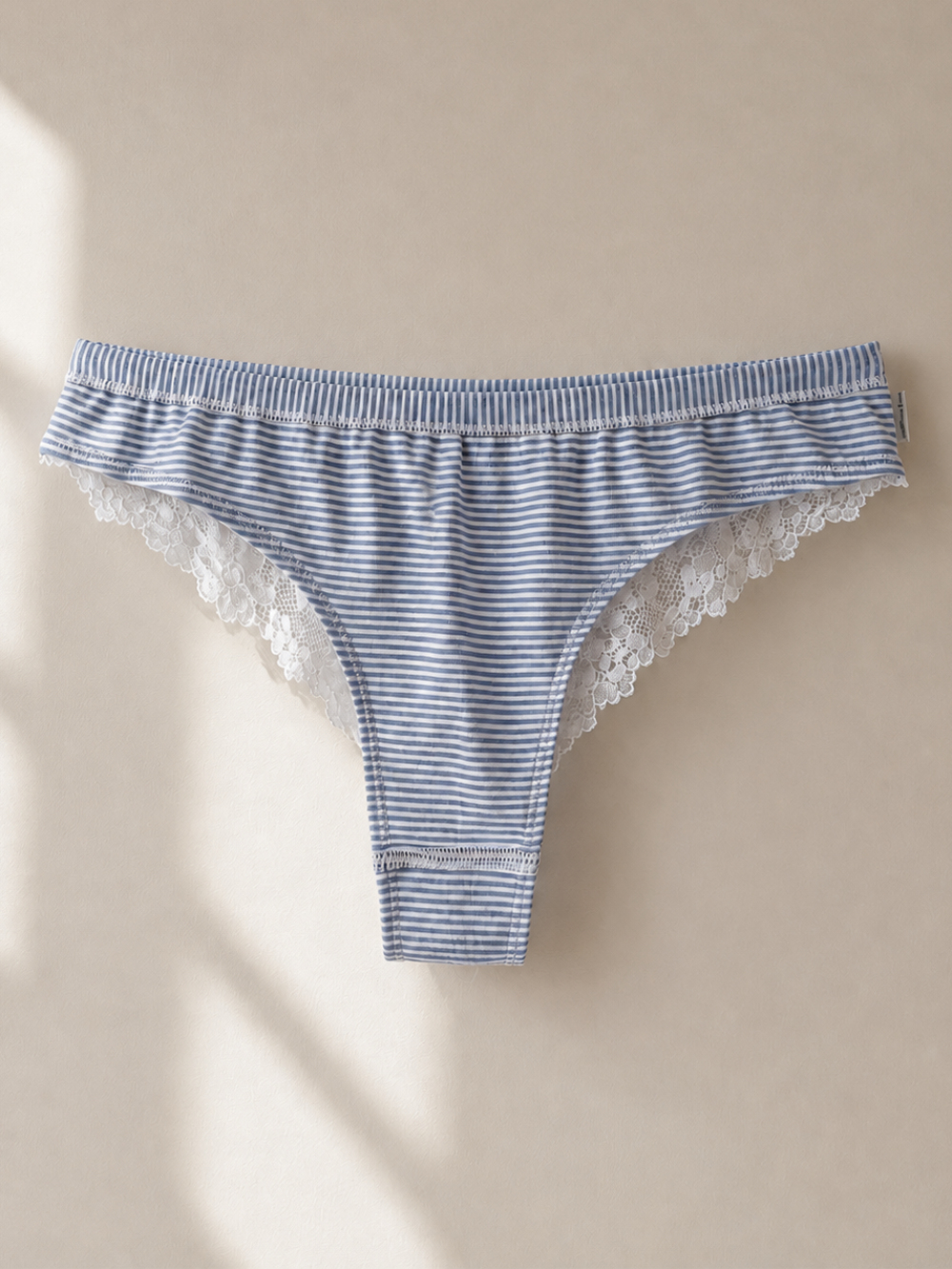 Brasil Slip mit Spitze
