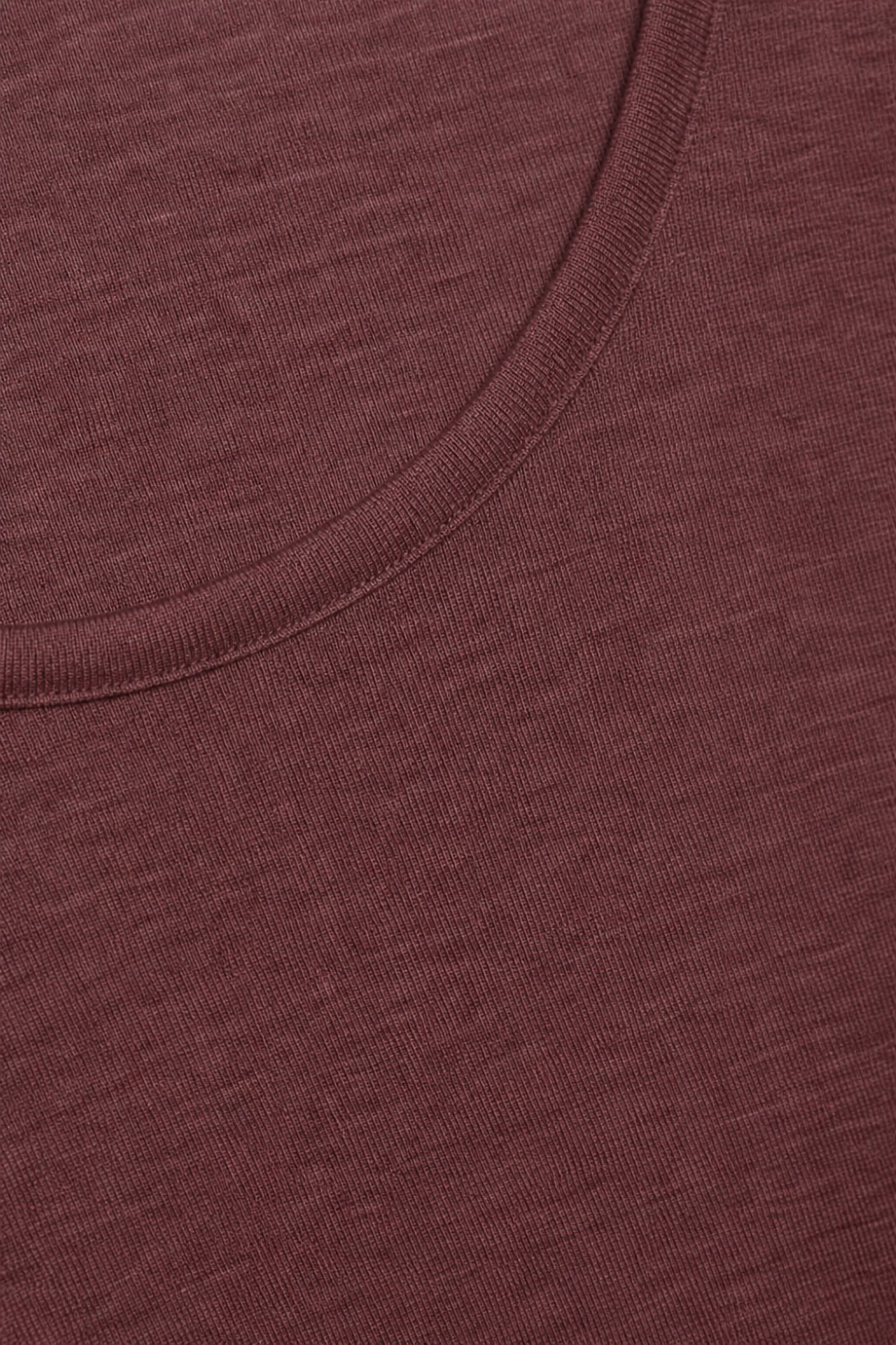 Detailbild Wolle-Seide Shirt von Comazo in der Farbe Kastanie mit Rundhalsausschnitt, Wolle aus garantiert schonender Schermethode