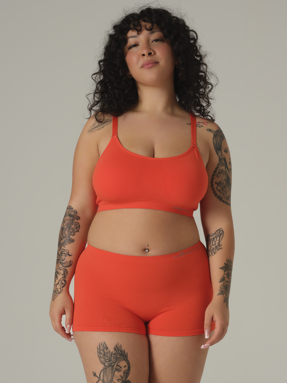 Seamless soft bra/sports bra