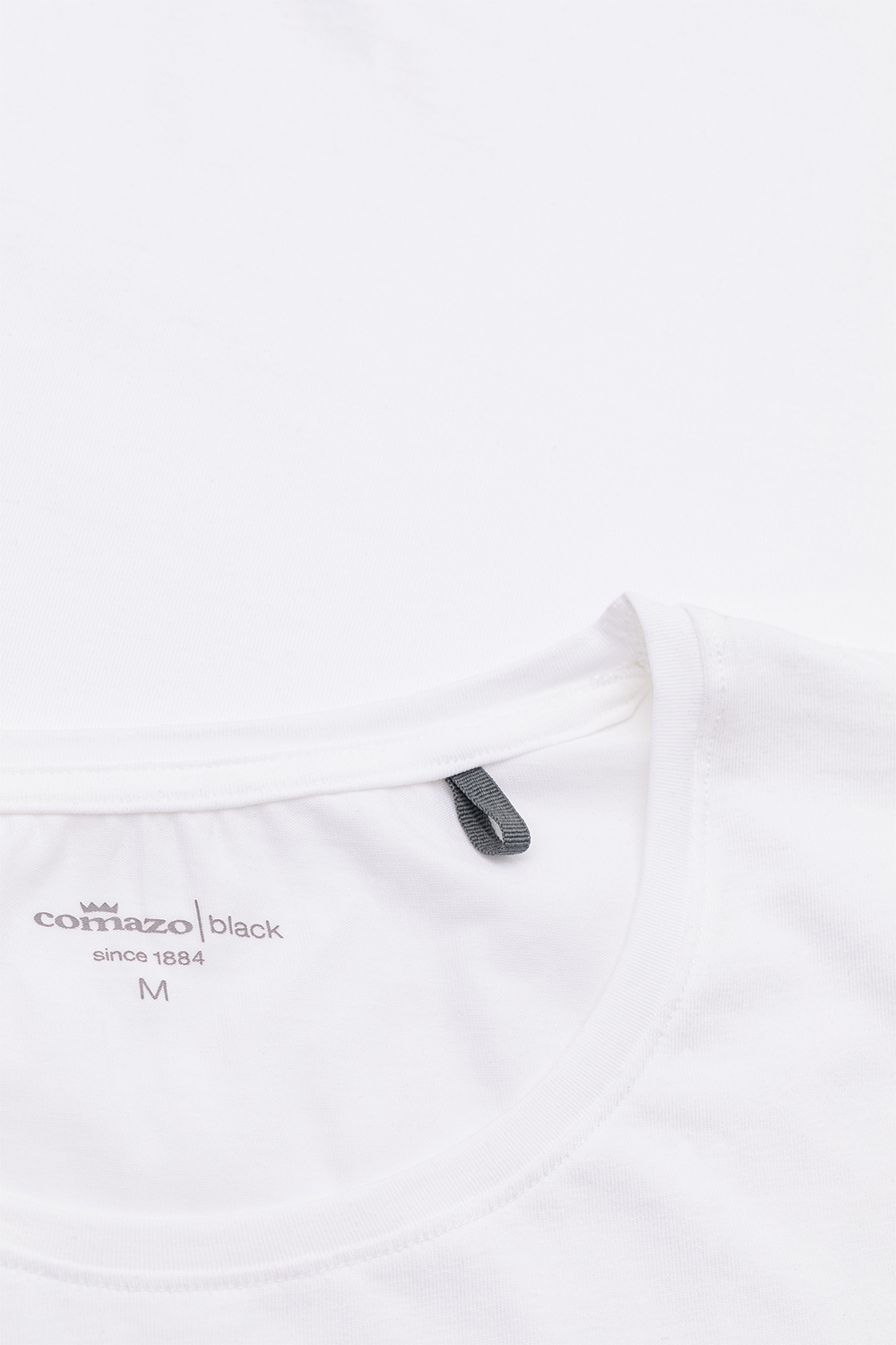 Detailbild Basic Shirt kurzarm von Comazo in der Farbe Weiß mit Rundhalsausschnitt