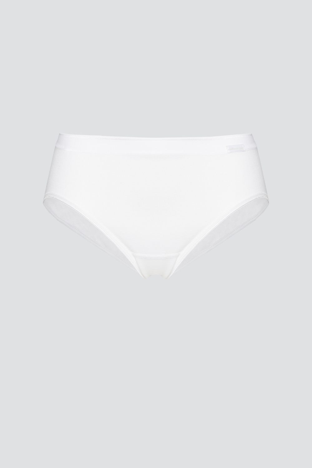 Produktbild Vorderansicht Midi-Slip von Comazo in der Farbe Weiß Feinripp-Qualität