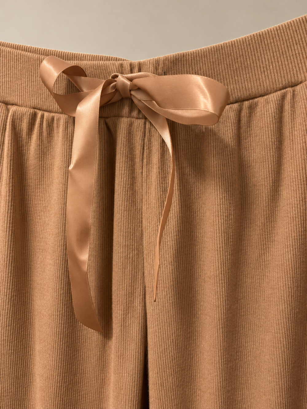 Lange Schlafhose aus Doppelripp mit Spitze