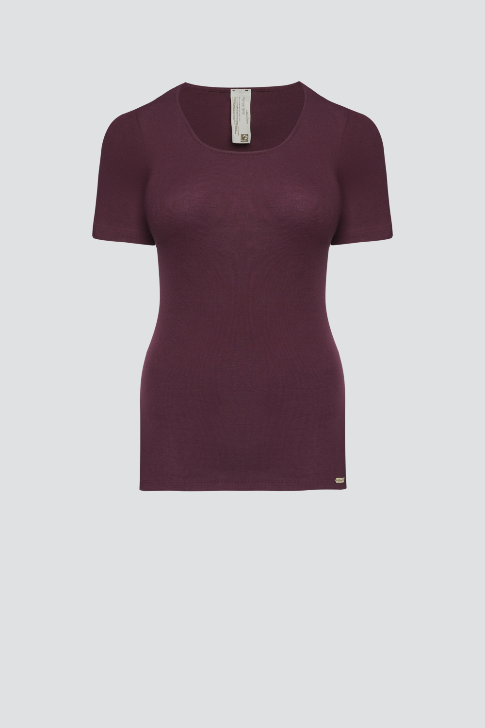 Produktbild Vorderansicht: Fairtrade Kurzarm Shirt von Comazo in der Farbe Burgund aus 100% Baumwolle in Feinripp-Qualität