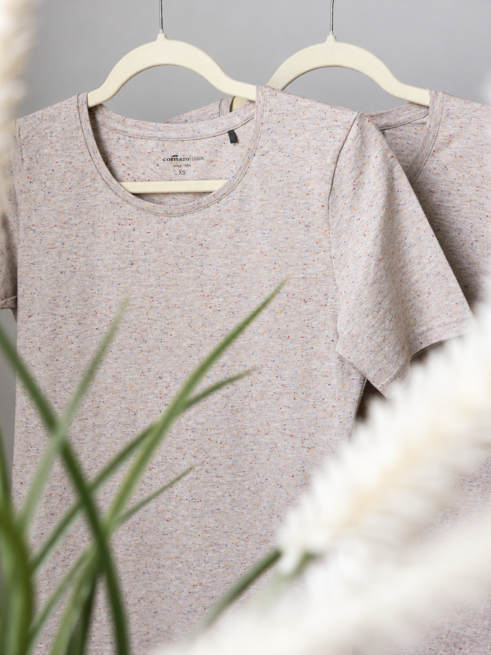 Basic shirt short-sleeved