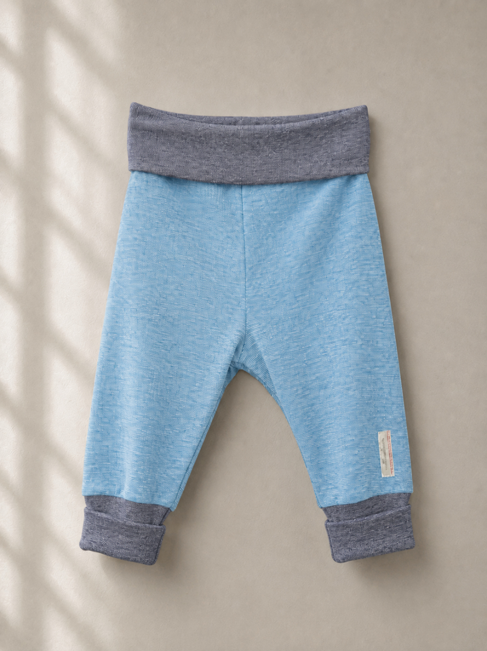 Baby pants with wool and silk