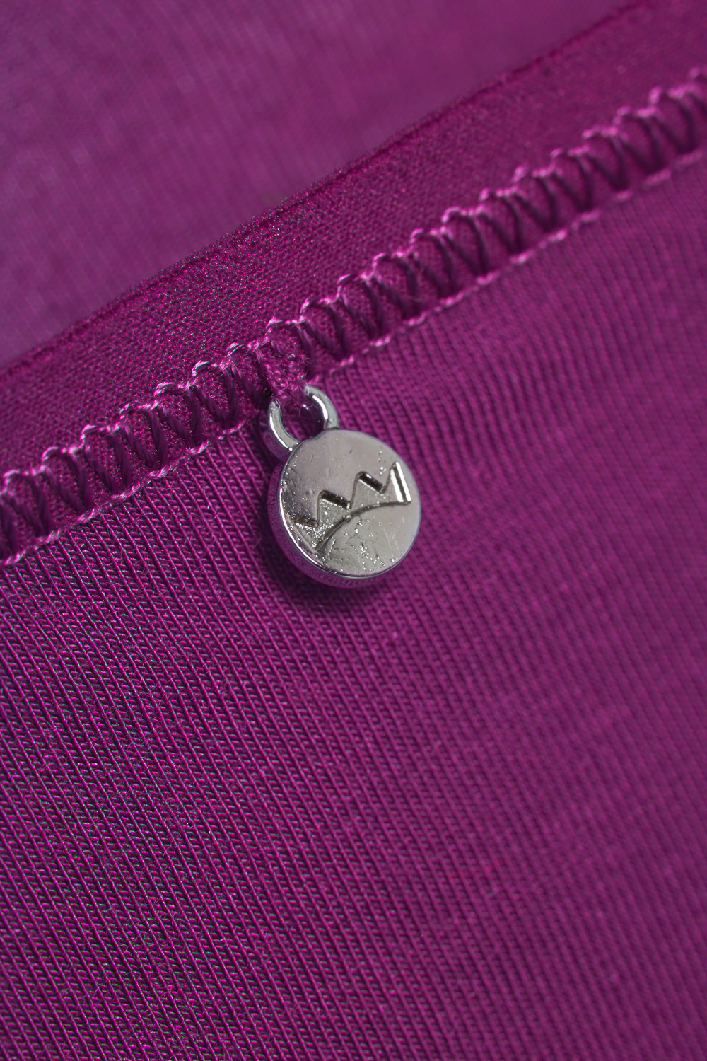 Detail image: Comazo women’s Jazz Pants in Magenta color