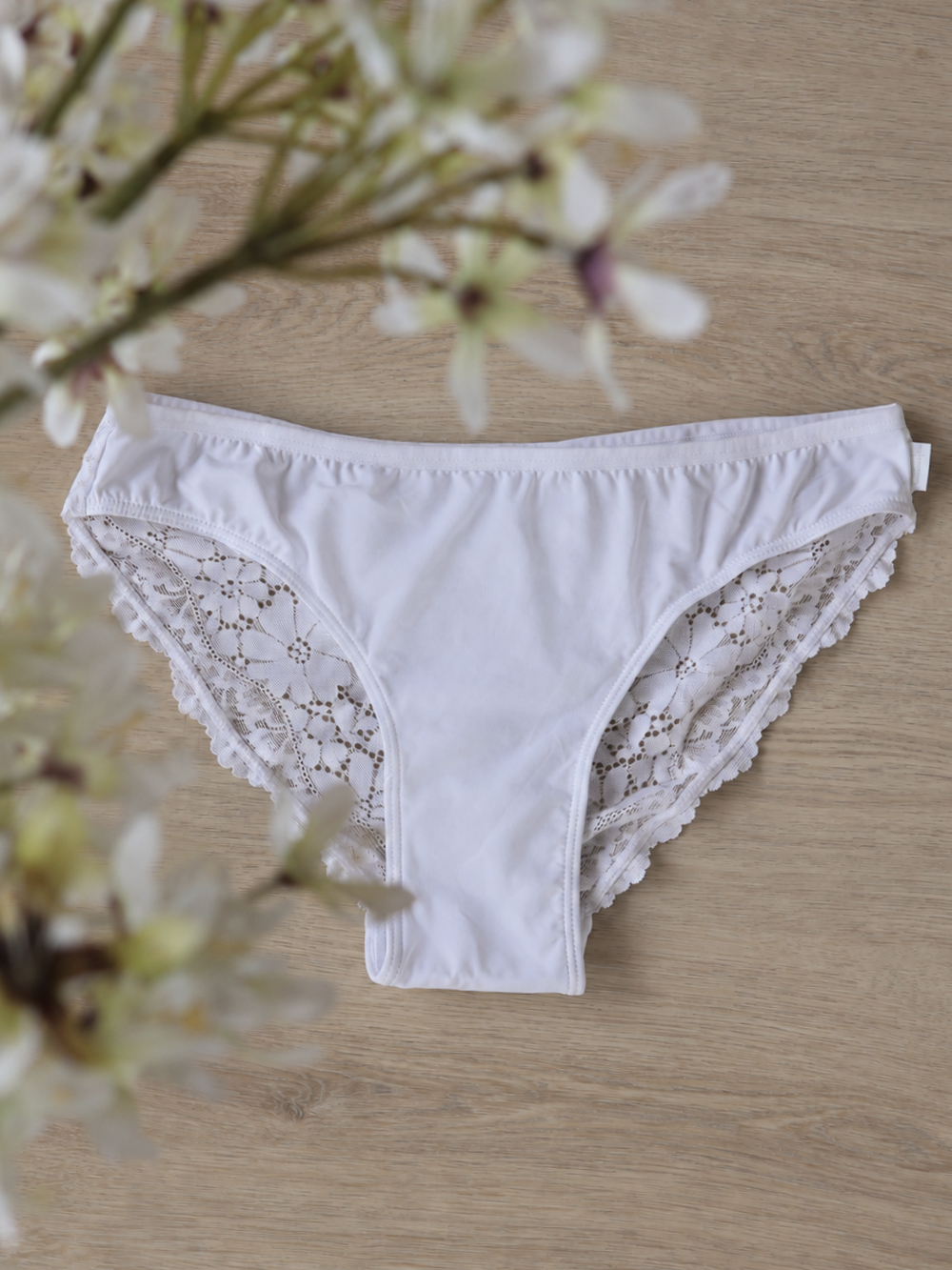 Jazz-Pants mit Spitze