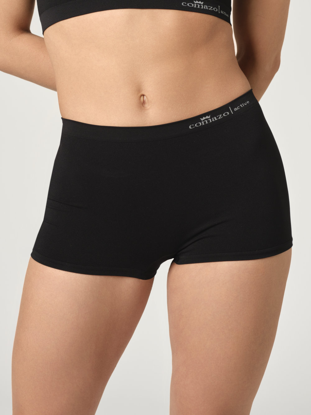 Shop seamless hot pants order from Comazo