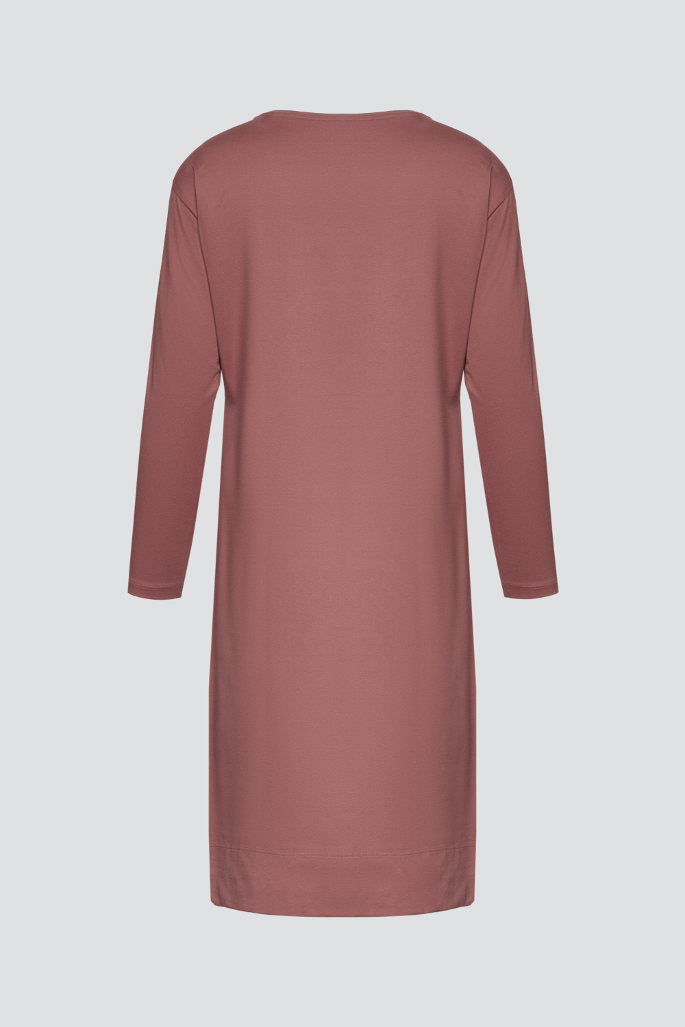 Produktbild Rückansicht Nachthemd langarm von Comazo in der Farbe Old Rose aus 100% merzerisierter Baumwolle mit Rundhalsausschnitt & Brusttasche