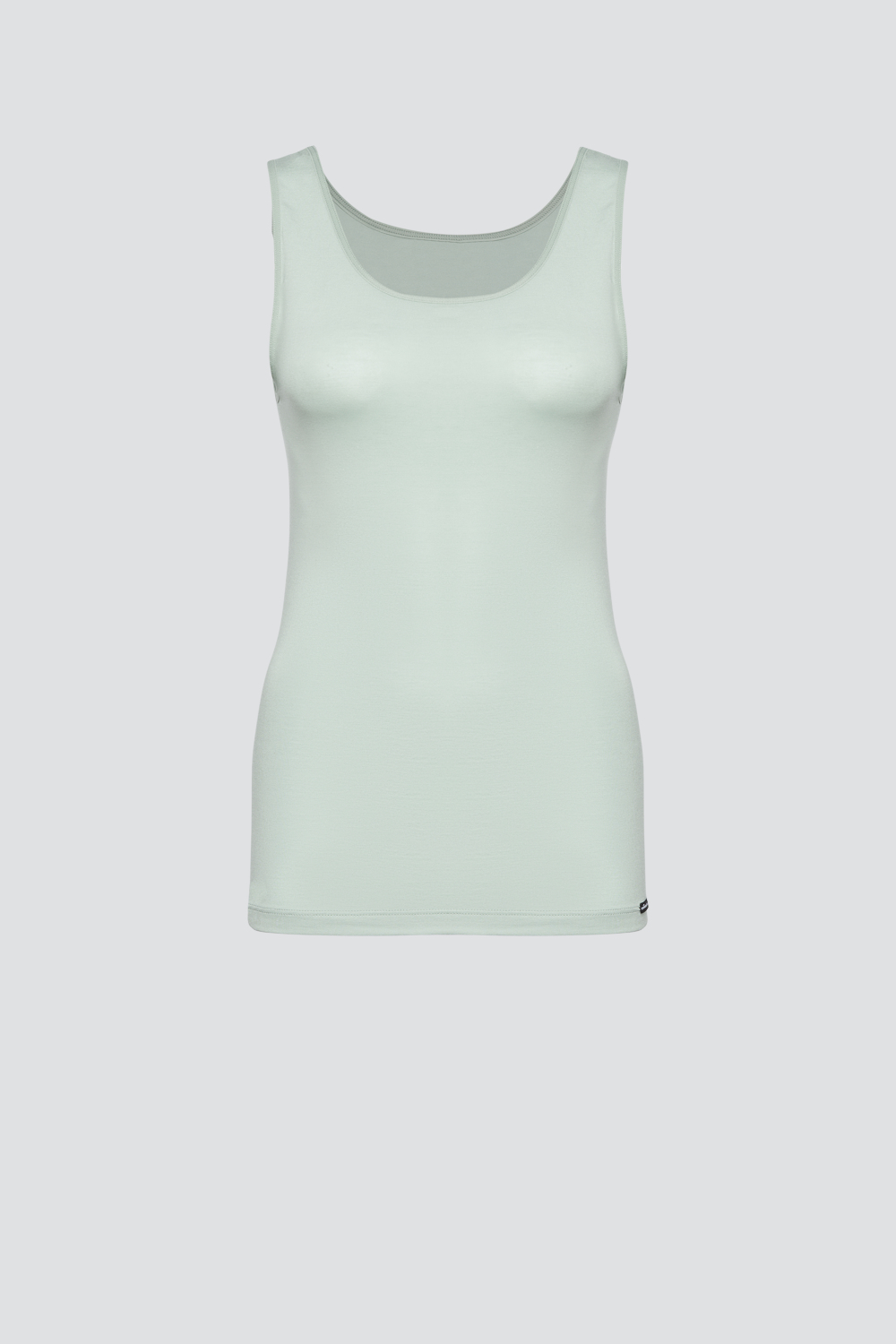 Produktbild Vorderansicht  Unterhemd Achselträger mit Supimabaumwolle von Comazo in der Farbe Salbei