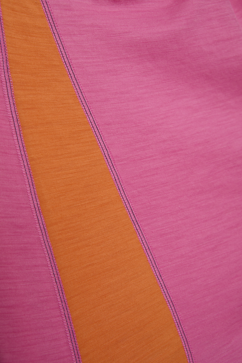 Detailbild Comazo Damen Shirt kurzarm aus Merinowolle Farbe Pink-Mango